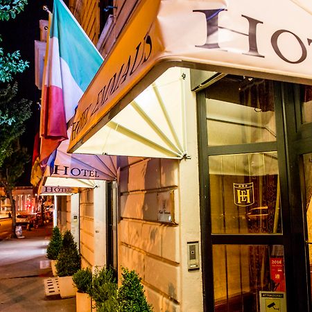 Hotel Emmaus Roma Exterior foto