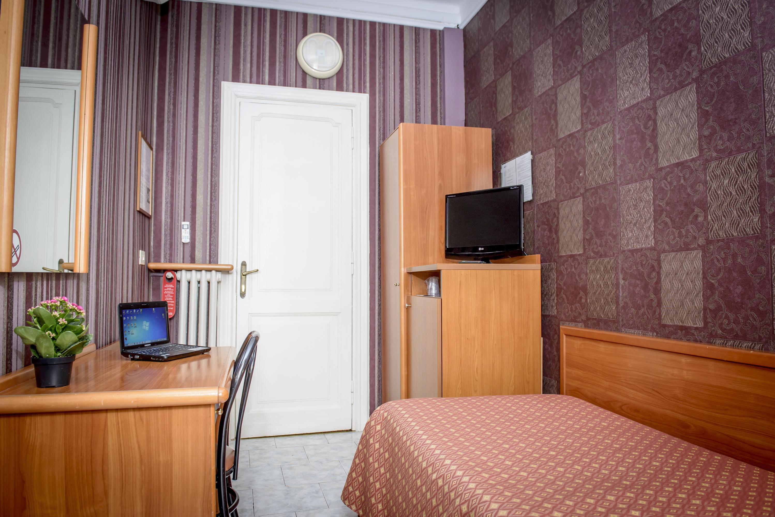 Hotel Emmaus Roma Exterior foto
