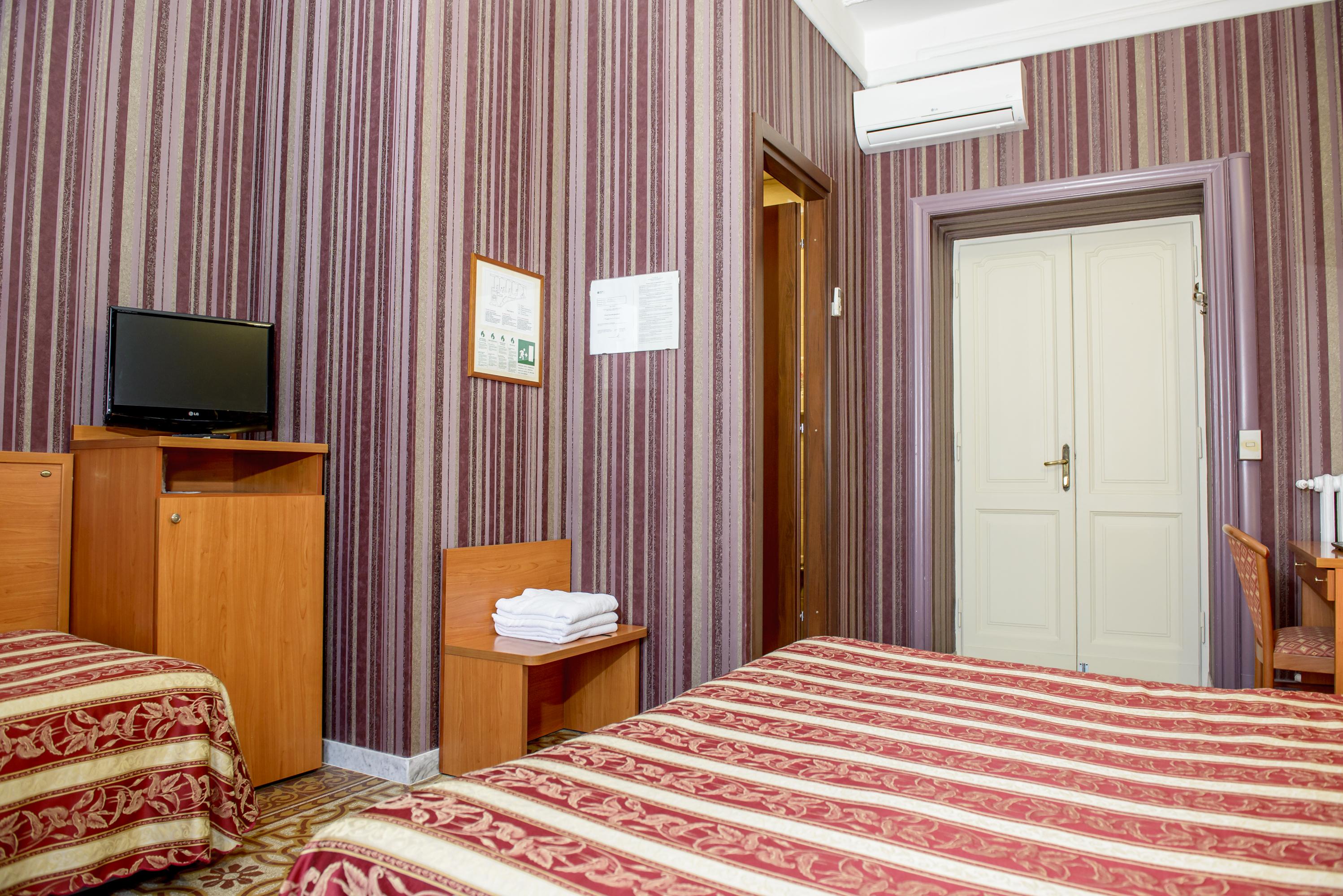 Hotel Emmaus Roma Exterior foto