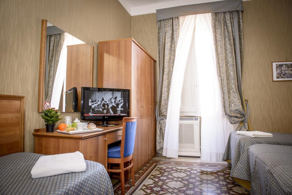 Hotel Emmaus Roma Exterior foto