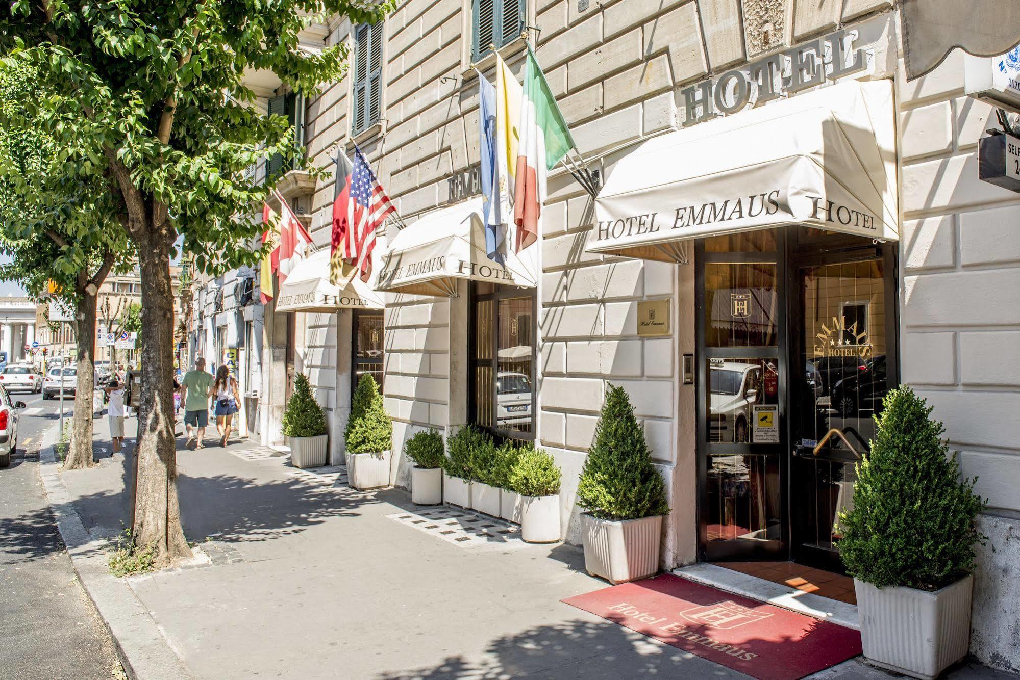 Hotel Emmaus Roma Exterior foto