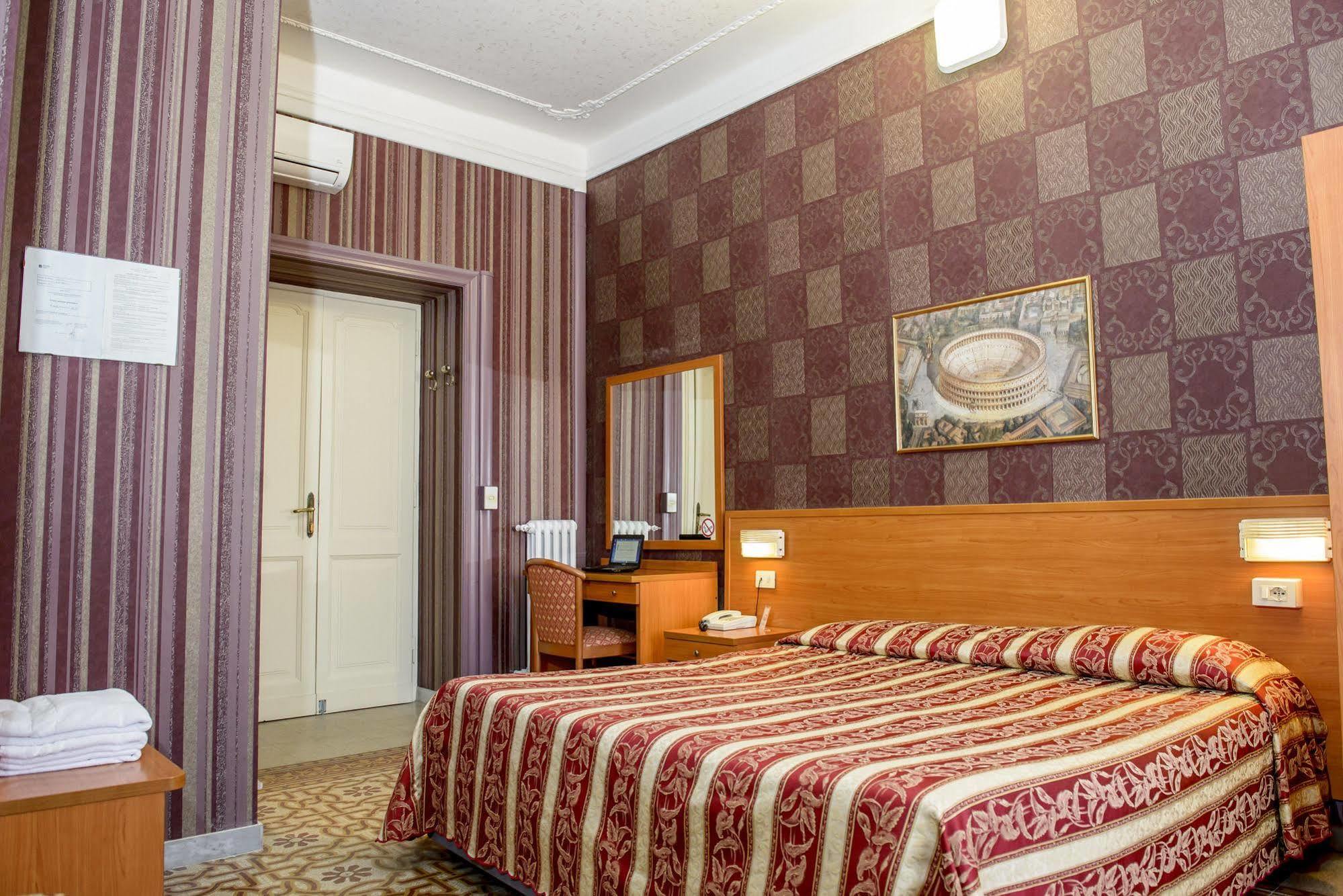 Hotel Emmaus Roma Exterior foto
