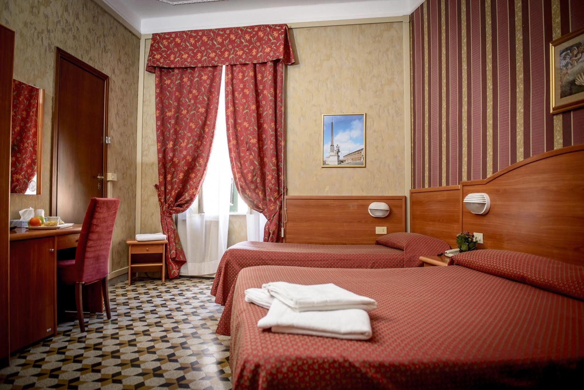 Hotel Emmaus Roma Exterior foto